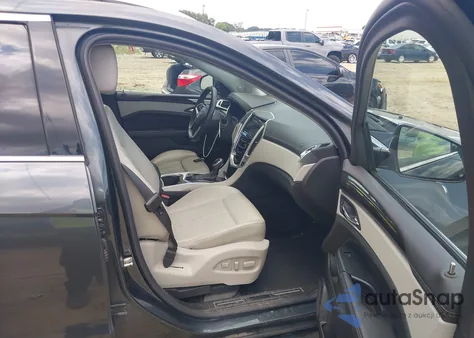 2013 Cadillac Srx Luxury Collection z USA, uszkodzony, nr VIN 3GYFNCE35DS520932